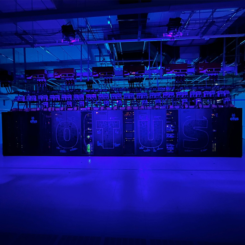 Supercomputer „Otus“ wächst